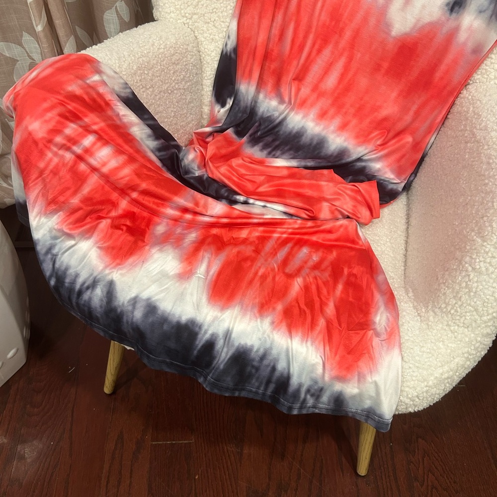 Red and Black Tie-Dye Dress ♥️🖤